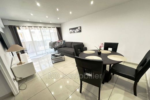 Apartament w Cannes, Alpes-Maritimes