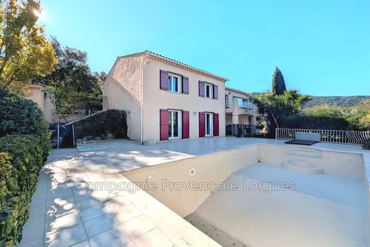 别墅  Solliès-Toucas, Var