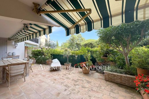 Appartement in Mandelieu-la-Napoule, Alpes-Maritimes