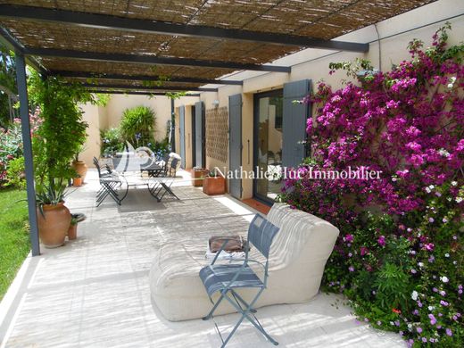 Villa in Perpignan, Pyrénées-Orientales