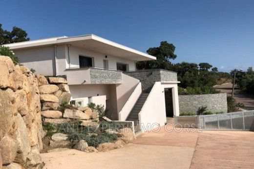 Villa a Sari-Solenzara, Corsica del Sud