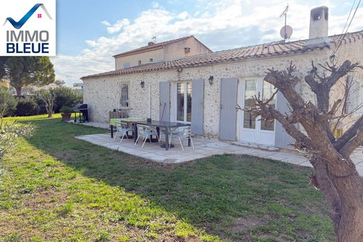 Villa in Marignane, Bouches-du-Rhône