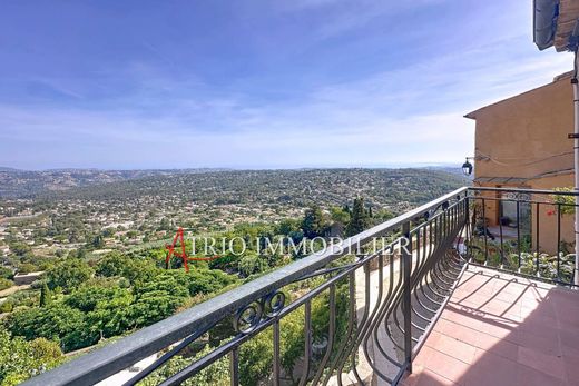 Saint-Jeannet, Alpes-Maritimesのヴィラ