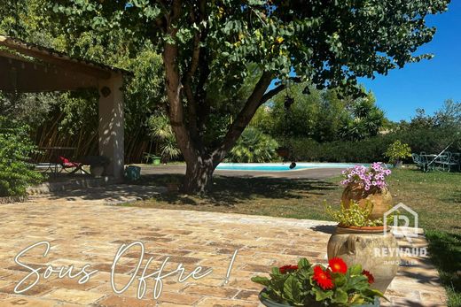 Villa a Nébian, Hérault