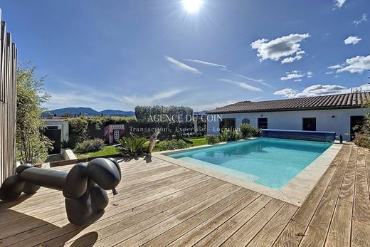 Villa in Roquebrune-sur-Argens, Var