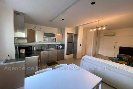 Apartment / Etagenwohnung in La Grande-Motte, Hérault