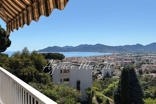 아파트 / 칸, Alpes-Maritimes