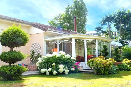 ‏וילה ב  Maisons-Laffitte, Yvelines