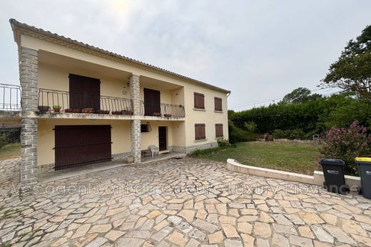 Villa in Simiane-Collongue, Bouches-du-Rhône