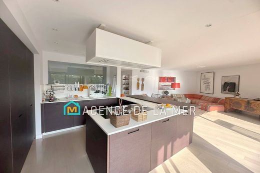 ‏דירה ב  Mandelieu-la-Napoule, Alpes-Maritimes