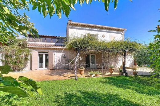 Villa in Maillane, Bouches-du-Rhône