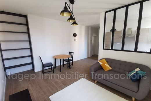 Apartment / Etagenwohnung in Vichy, Allier