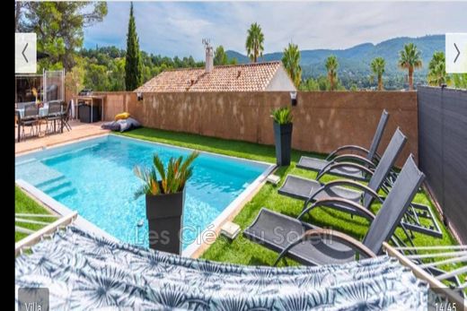Villa Sainte-Anastasie-sur-Issole, Var