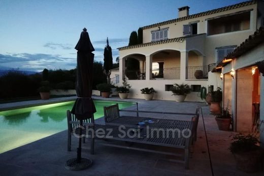 Willa w Mougins, Alpes-Maritimes