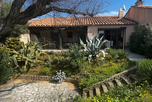 Villa a Cavalaire-sur-Mer, Var