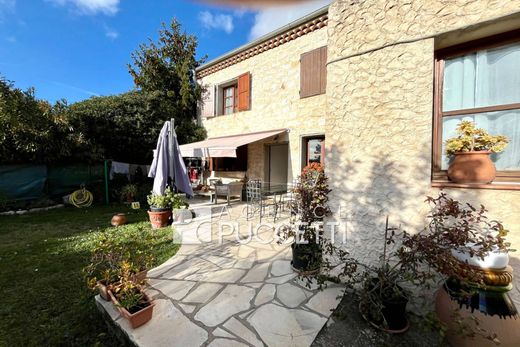 Vence, Alpes-Maritimesのヴィラ