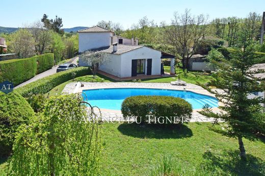 Villa in Saint-Cézaire-sur-Siagne, Alpes-Maritimes
