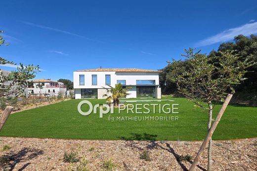 Villa in Biot, Alpes-Maritimes