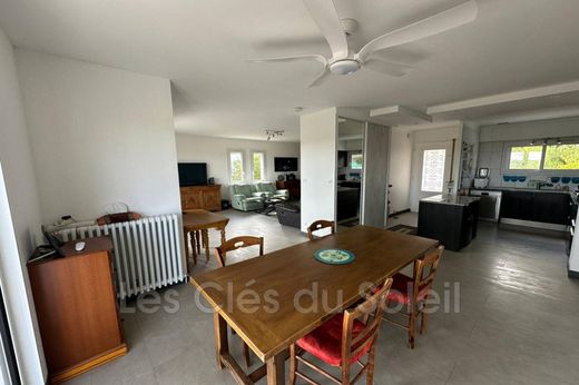 Villa a La Garde, Var