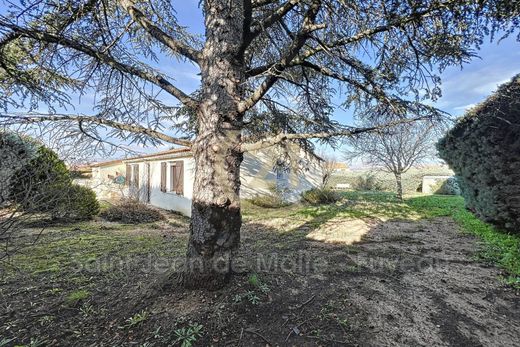 ﻓﻴﻼ ﻓﻲ Trets, Bouches-du-Rhône