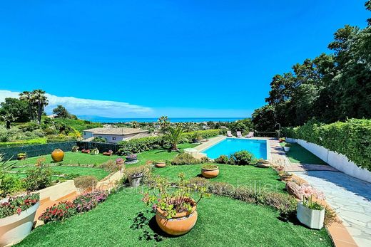 Villa a Antibes, Alpi Marittime