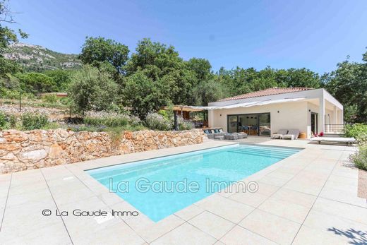 Villa in Saint-Jeannet, Alpes-Maritimes