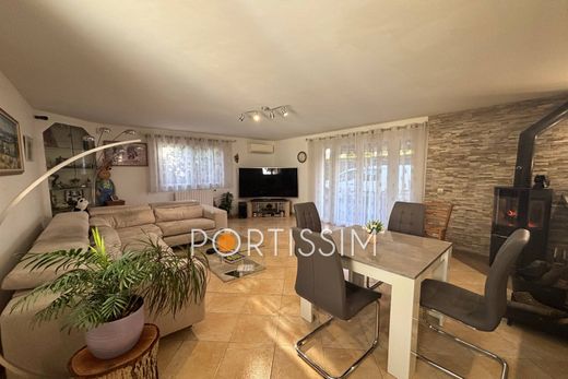 别墅  Saint-Laurent-du-Var, Alpes-Maritimes