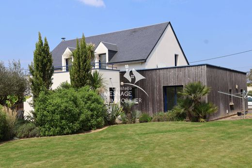 Villa in Dinan, Côtes-d'Armor