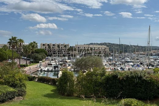 Appartamento a Cogolin, Var