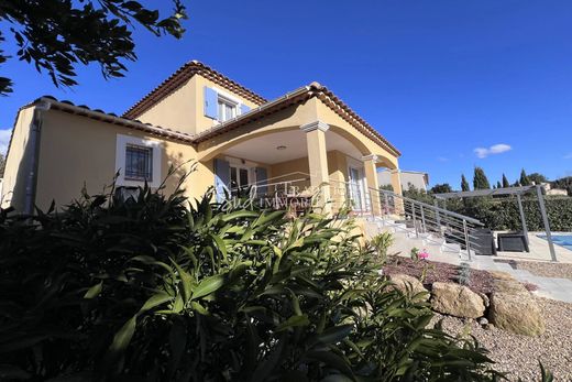 Villa in Maussane-les-Alpilles, Bouches-du-Rhône