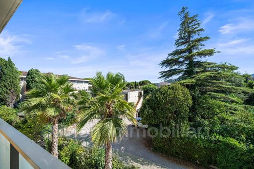 Piso / Apartamento en Mandelieu-la-Napoule, Alpes Marítimos