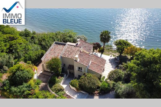 Villa in Istres, Bouches-du-Rhône