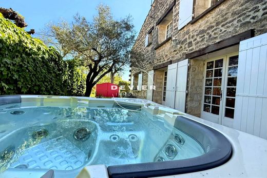Villa à Saint-Geniès-des-Mourgues, Hérault