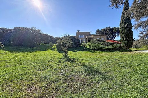 Willa w Jonquerettes, Vaucluse