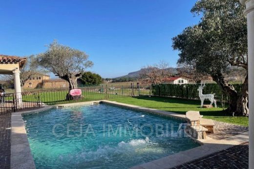 Le Muy, Varのヴィラ