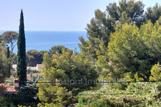 Grundstück in La Ciotat, Bouches-du-Rhône