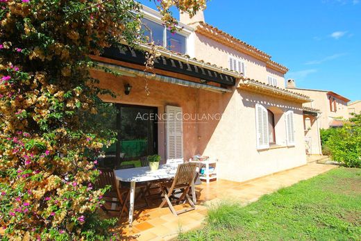 Βίλα σε Saint-Cyr-sur-Mer, Var