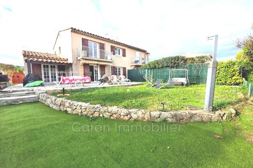 Villa in Pégomas, Alpes-Maritimes