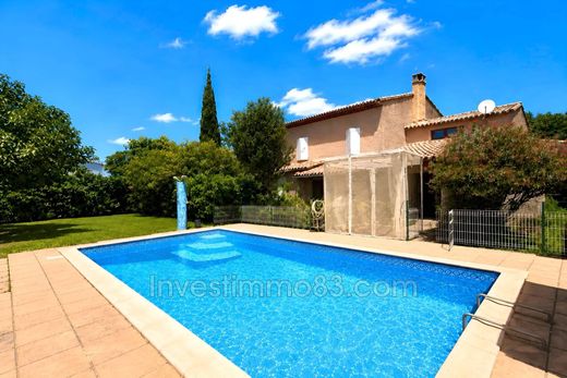 Villa in Fos-sur-Mer, Bouches-du-Rhône