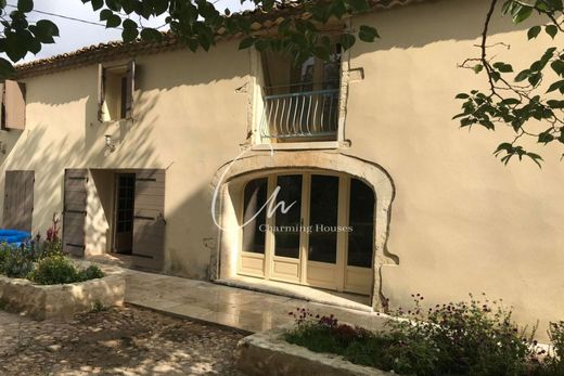 Villa à Raphèle-lès-Arles, Bouches-du-Rhône