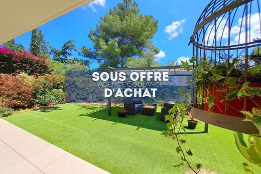La Ciotat, Bouches-du-Rhôneのアパートメント