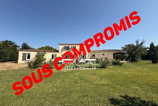 Villa in Arles, Bouches-du-Rhône