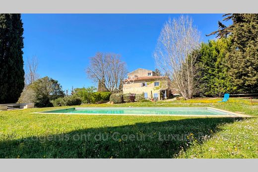 Apartment in Le Tholonet, Bouches-du-Rhône