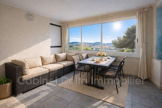 Apartament w Sanary-sur-Mer, Var