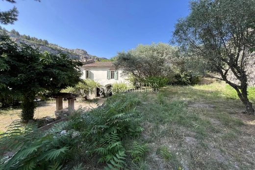Villa in Les Baux de Provence, Bouches-du-Rhône
