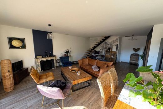 Apartment / Etagenwohnung in Béziers, Hérault