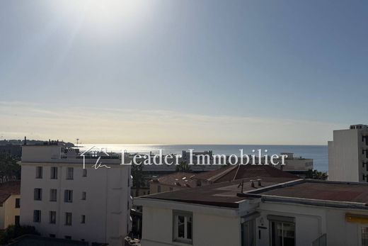 Appartement à Juan-les-Pins, Alpes-Maritimes