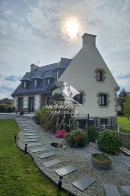 Villa in Dinan, Côtes-d'Armor