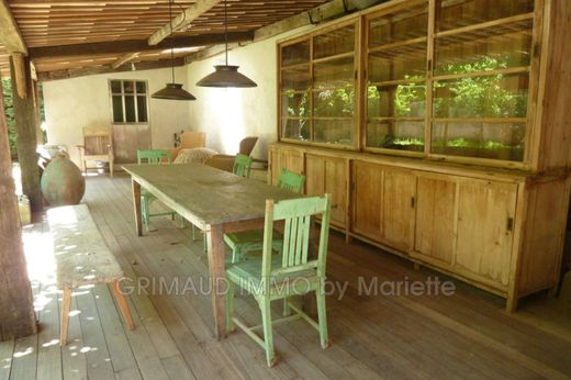 Villa a Cogolin, Var