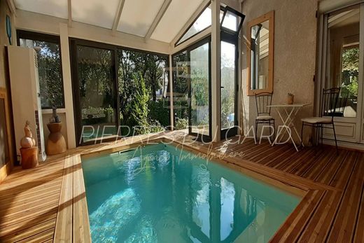 Saint-Siffret, Gardのヴィラ